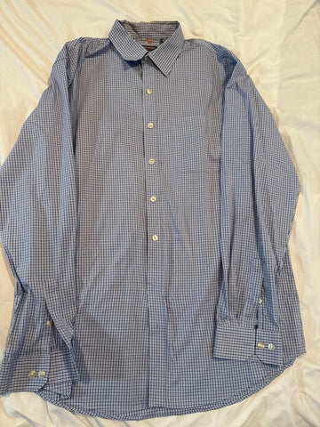 Van Heusen Traveler Blue plaid dress shirt Men's - XL