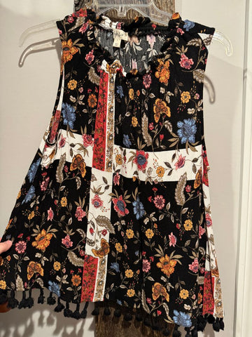 Black floral tank top  Women's - L
