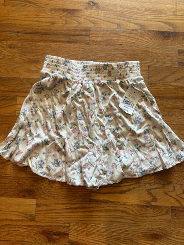 Colorful Planet NWT cream floral flowy skort cutesie perfect for spring 10