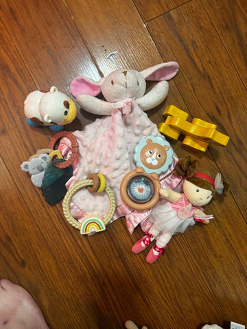 Miscellaneous Miscellaneous baby girl small toys Infant (0-2 yrs)