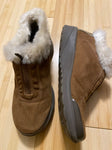 B Zees Womens suede boot booty shoe  7.5 W  Like new 7-1/2 (Adult)
