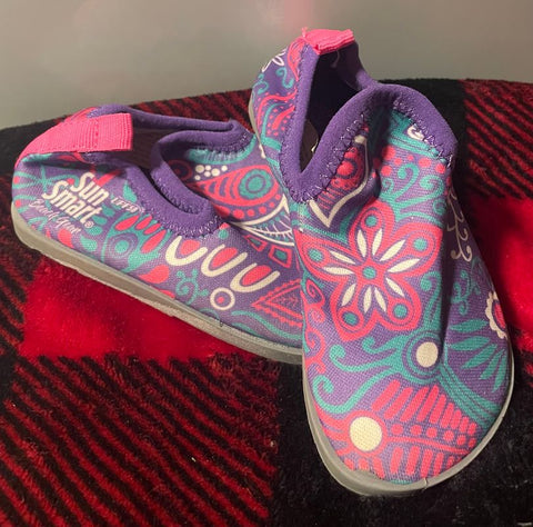 Sun Smart Lavender Paisley Water Shoes 5 (Lil' Kid)