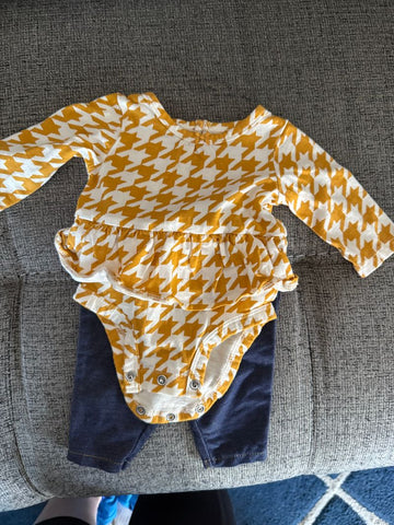 carters 2 piece yellow shirt set newborn 0-3 Months