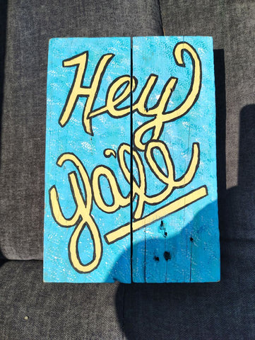 Wooden Wooden "Hey Y'all" sign Decor
