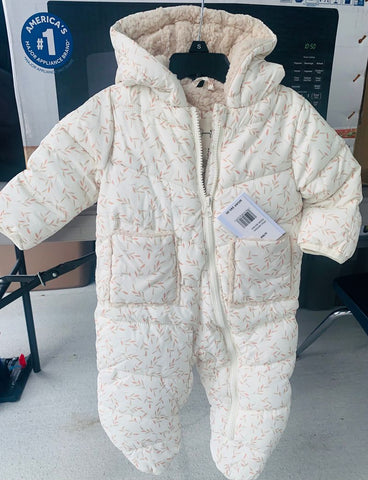 Jessica Simpson Size 6/9 months cream colored floral print snowsuit 6-12 Months