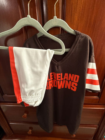 Cleveland Browns Football costume 8