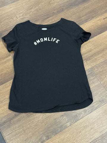 Oldnavy Mom life t shirt black with white letters Women's - S
