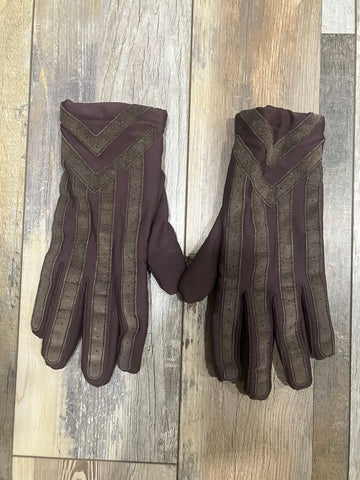 Isotoner Brown gloves Size says Large on tag, good condition Gloves-Mttns
