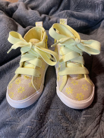 Cat and Jack Yellow Flower Sparkly High Top Sneakers 6 (Lil' Kid)