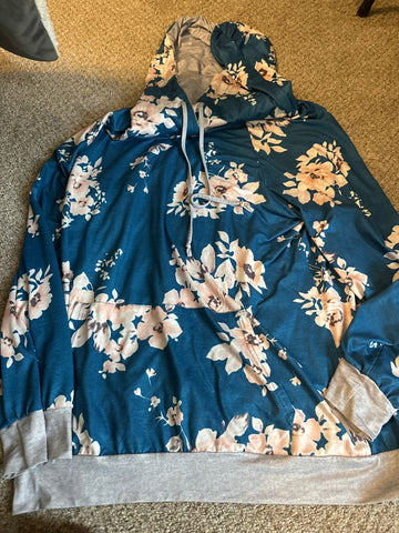 Angashion Blue floral thin hoodie Women's XL 16