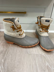 Sperry duck boots Gray, 1 side of lace uncurled 6 (Big Kid)