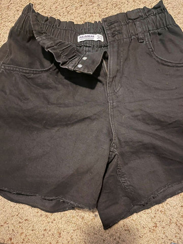 Pull&Bear Size 0 black shorts Women's - XS